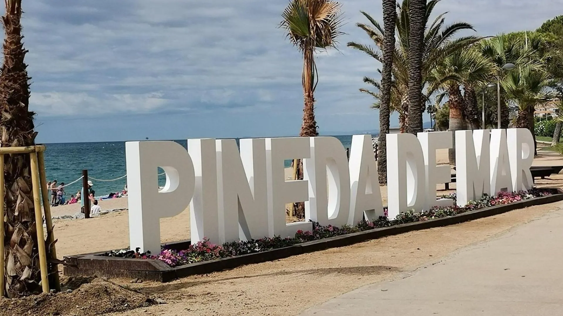 Homeholidaysrentals Olai - Costa Barcelona Pineda de Mar 0*,