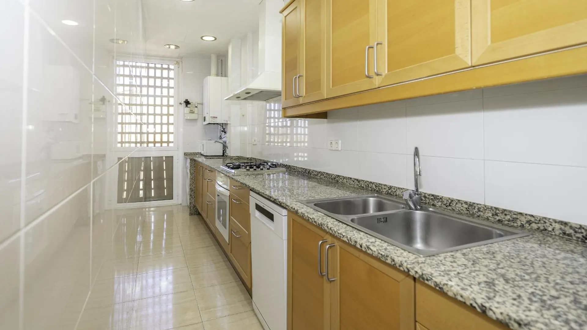 Apartment Homeholidaysrentals Olai - Costa Barcelona Pineda de Mar Spain